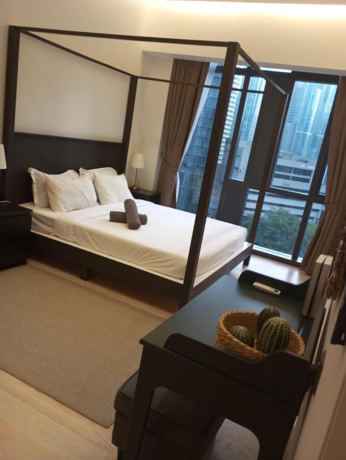 Star Holiday Sky Pool Klcc 쿠알라룸푸르 외부 사진