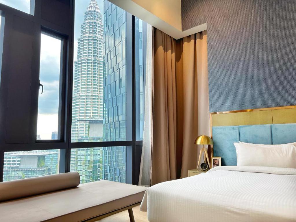 Star Holiday Sky Pool Klcc 쿠알라룸푸르 외부 사진