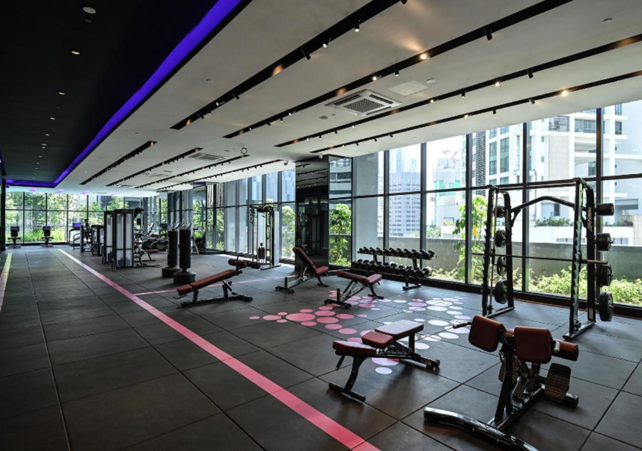 Star Holiday Sky Pool Klcc 쿠알라룸푸르 외부 사진